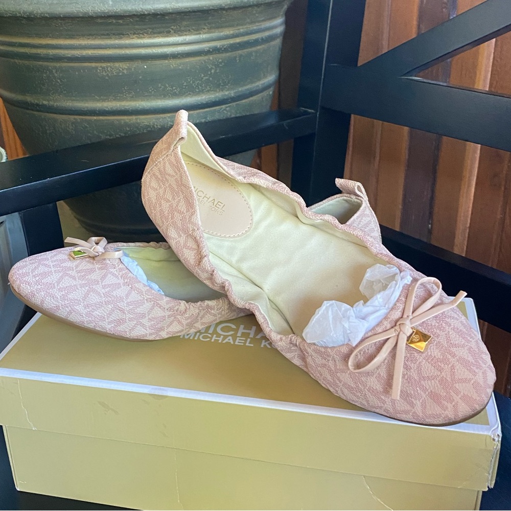 MICHAEL Michael Kors flats